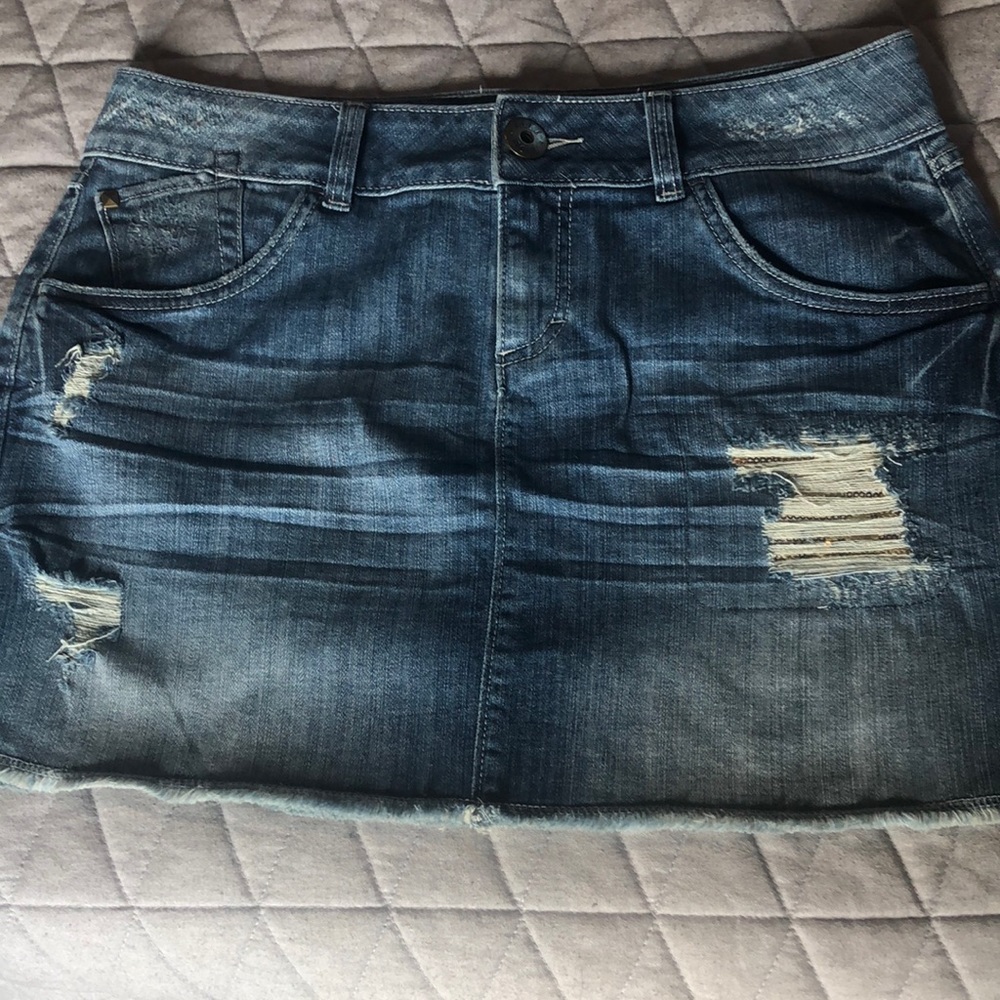 Distressed jean mini skirt
